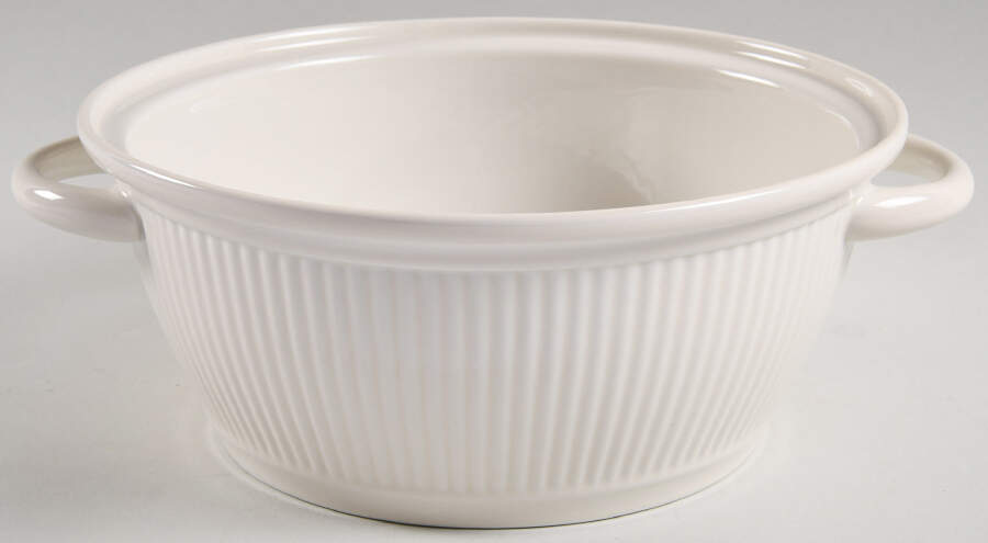 Windsor 2.5 Qt Round Casserole No Lid by Wedgwood-1