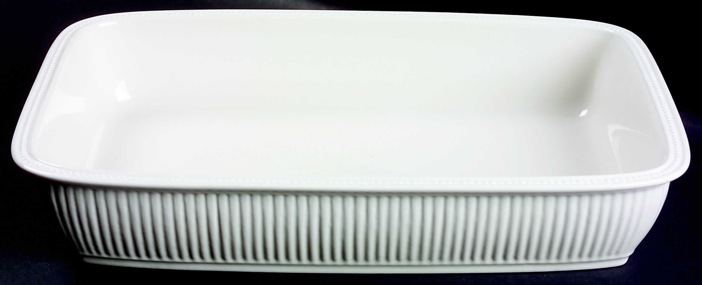 Windsor 11" Rectangular Baker by Wedgwood-1