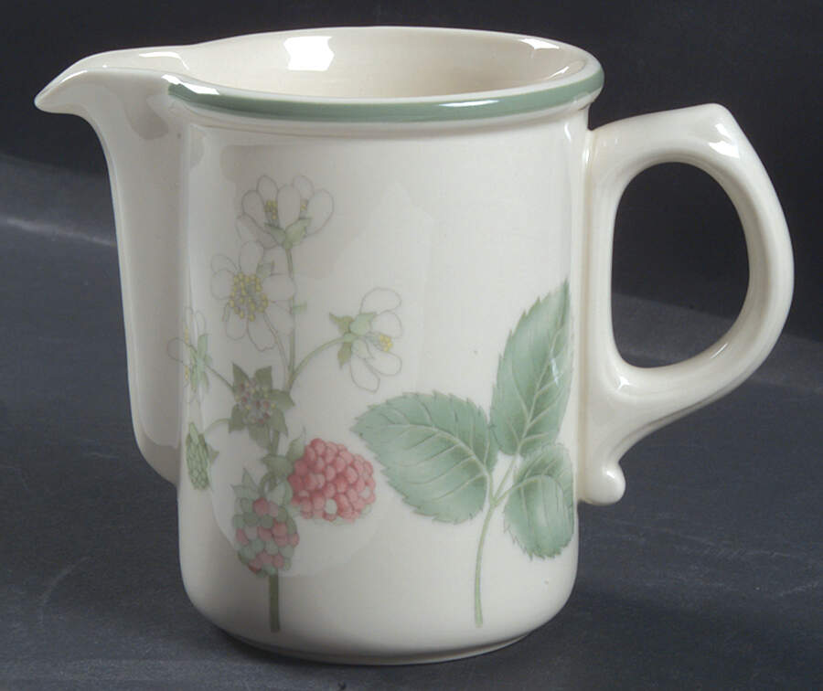 Raspberry Cane (Trim On Edge) 8 Oz Jug by Wedgwood-1