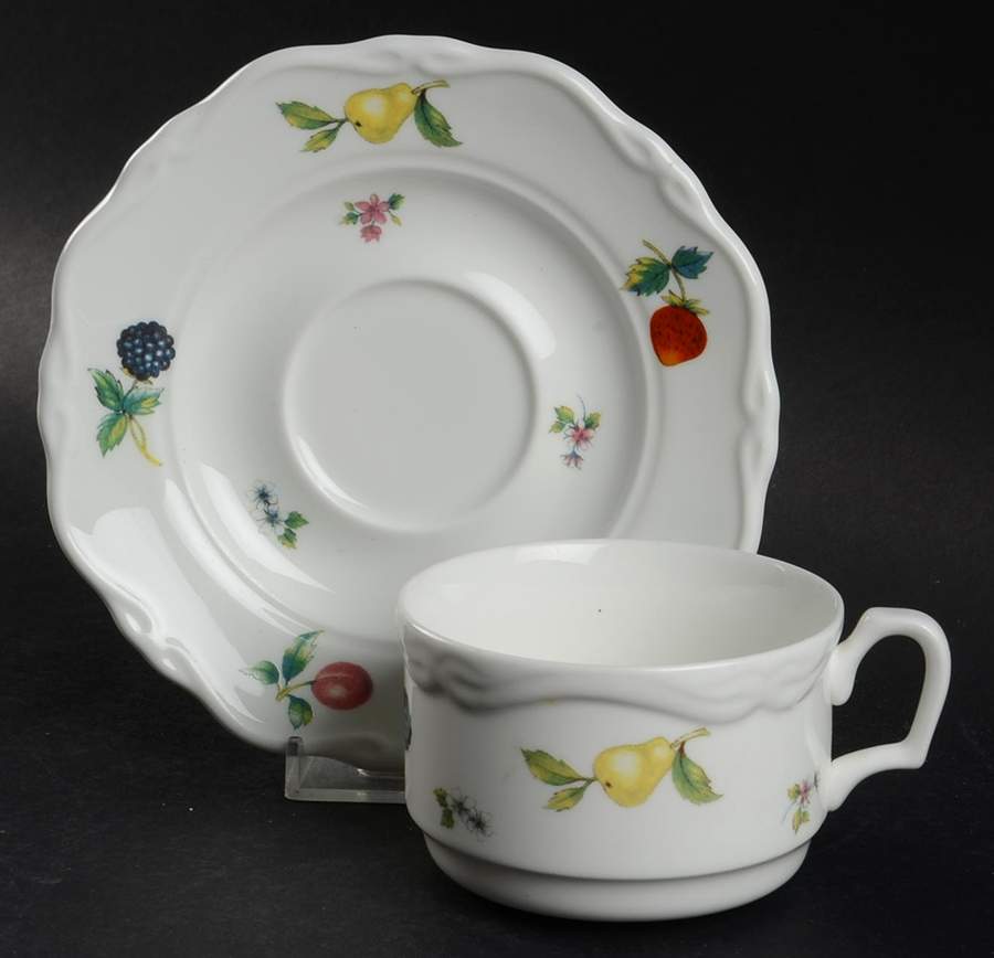 WW170 Flat Cup & Saucer Set by Wedgwood-1