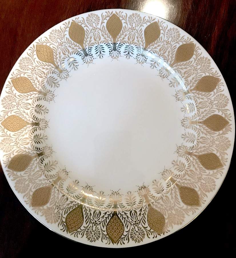 X5866 Dinner Plate by Wedgwood-1