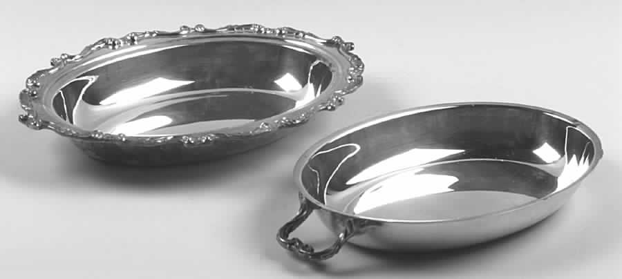 La Reine (Silverplate, Hollowware) Double Vegetable Bowl by Wallace Silver-1