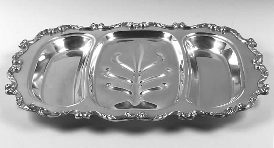 La Reine (Silverplate, Hollowware) Medium Plated 3-Part Platter by Wallace Silver-1