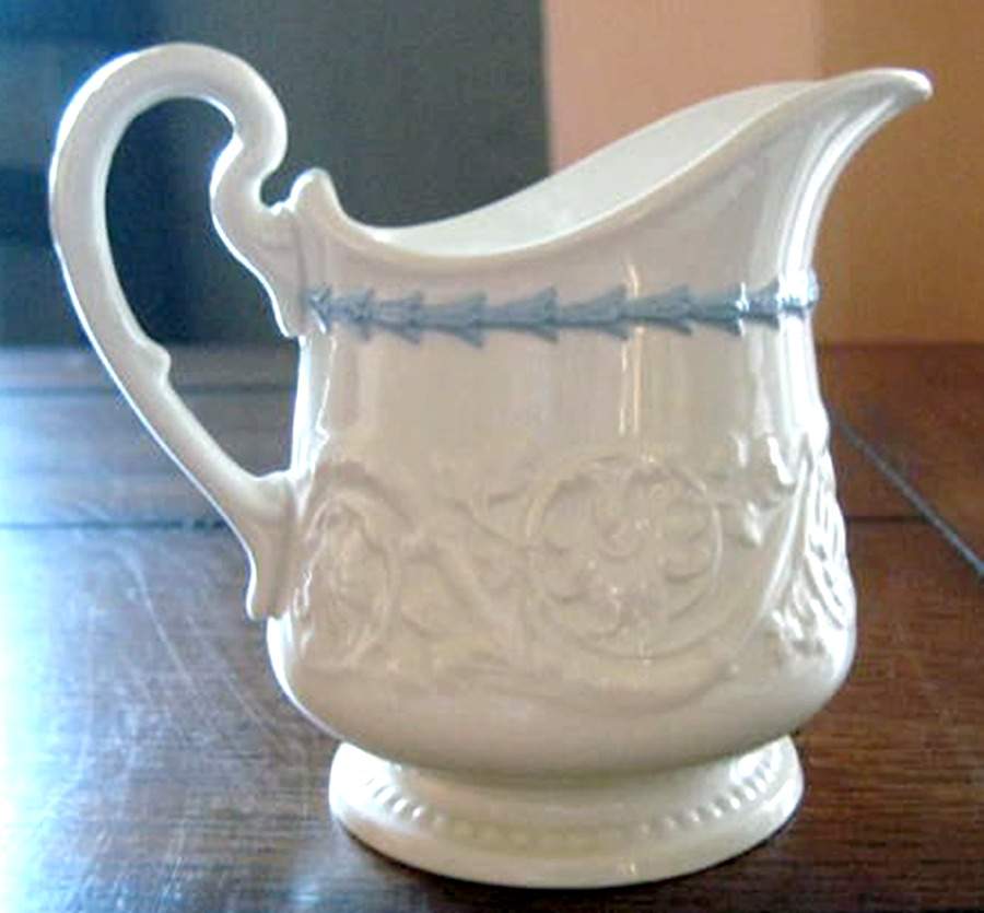 WW177 Creamer by Wedgwood-1