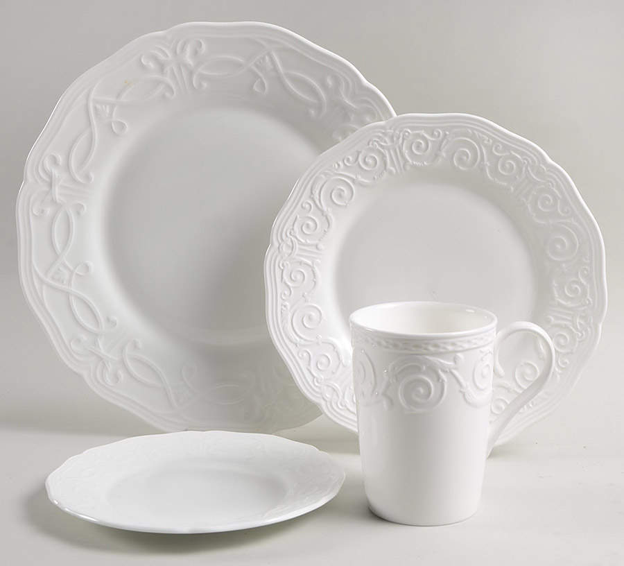 Traditions 4 Piece Place Setting by Wedgwood-1