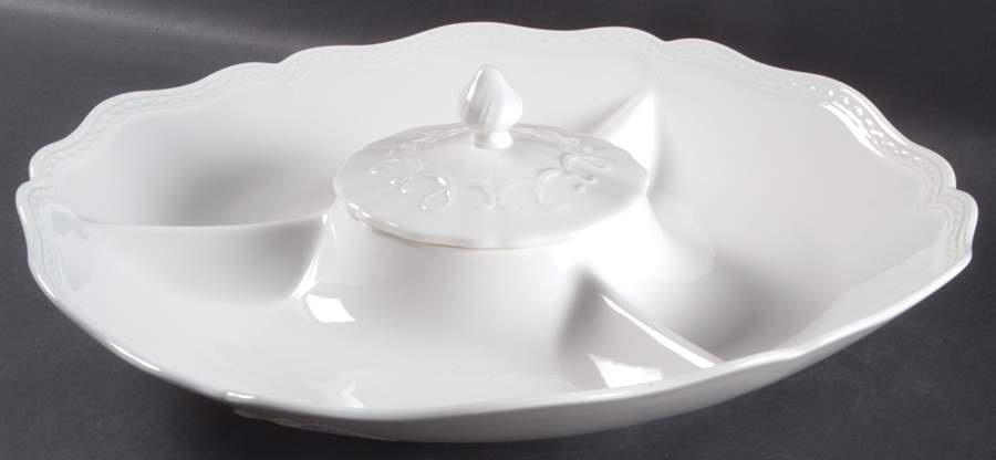 Traditions Chip & Dip with Lid by Wedgwood-1