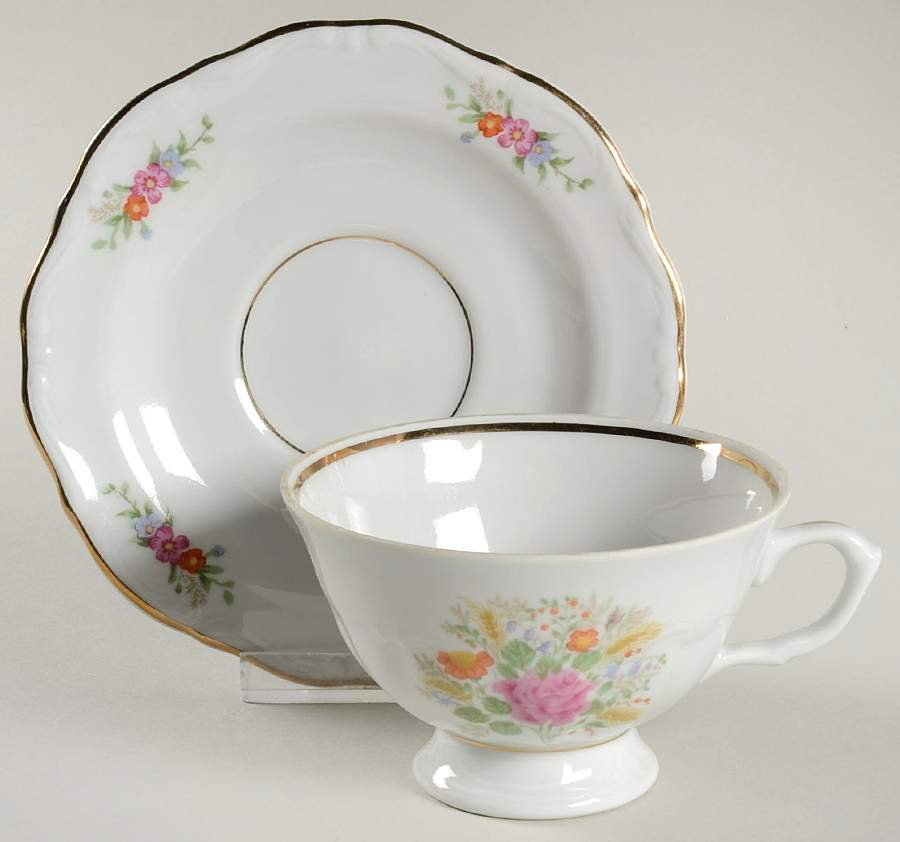 Savannah Footed Cup & Saucer Set by Walbrzych-1