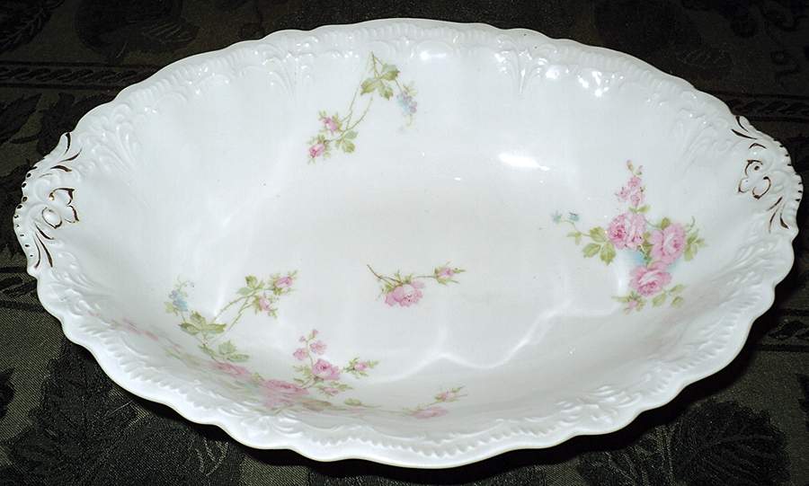 6481-HT 10" Oval Vegetable Bowl by Weimar-1