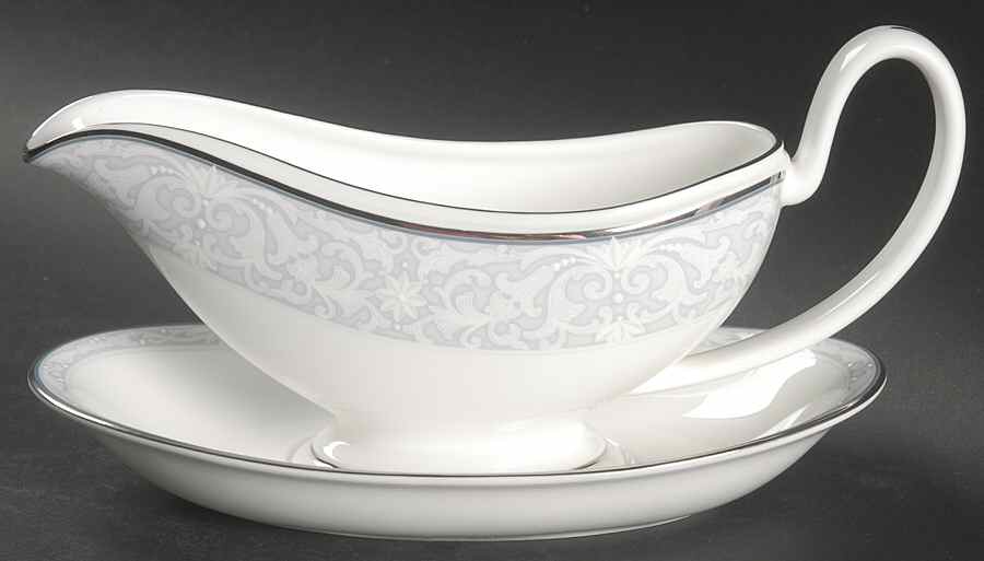 Alana Gravy Boat & Underplate by Waterford China-1