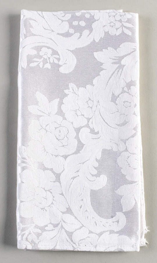 Baron's Court Cloth Napkin by Waterford China-1