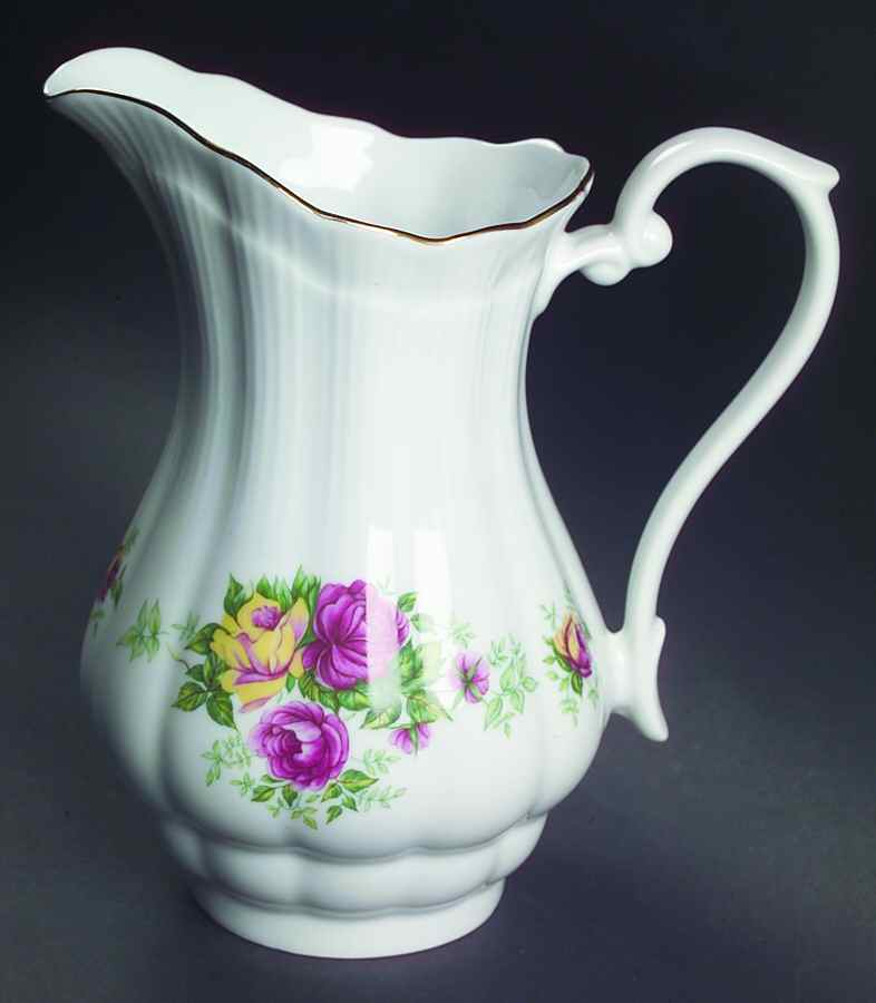 WLB36 32 Oz Pitcher by Walbrzych-1
