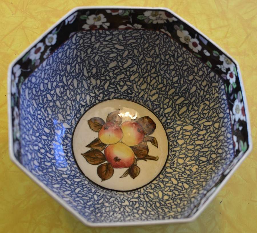 4574 7" Octagonal Vegetable Bowl by Wedgwood-1