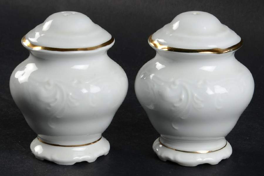 Casa Oro Salt & Pepper Set by Wawel-1