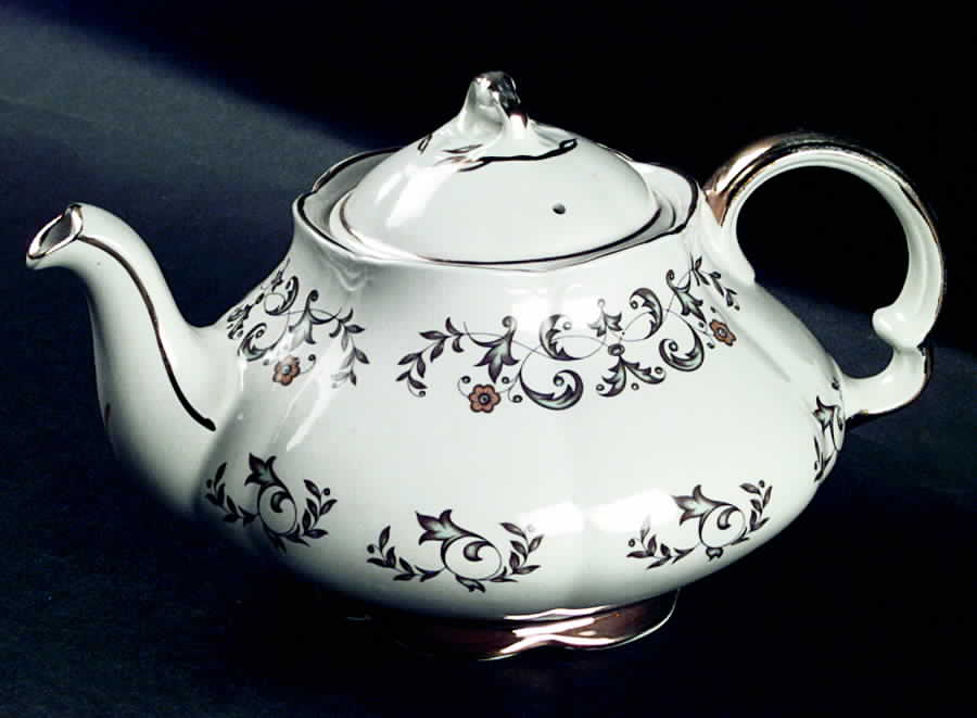 331 Teapot & Lid by Wood & Sons-1