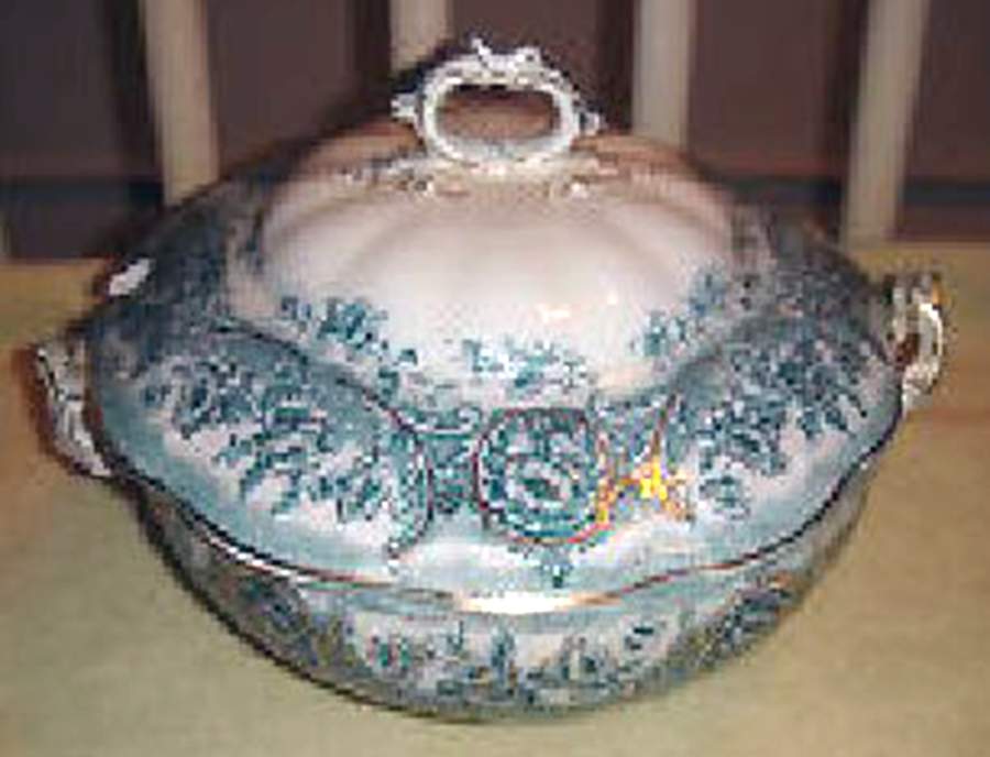 Atalanta Green Round Covered Vegetable by Wedgwood-1