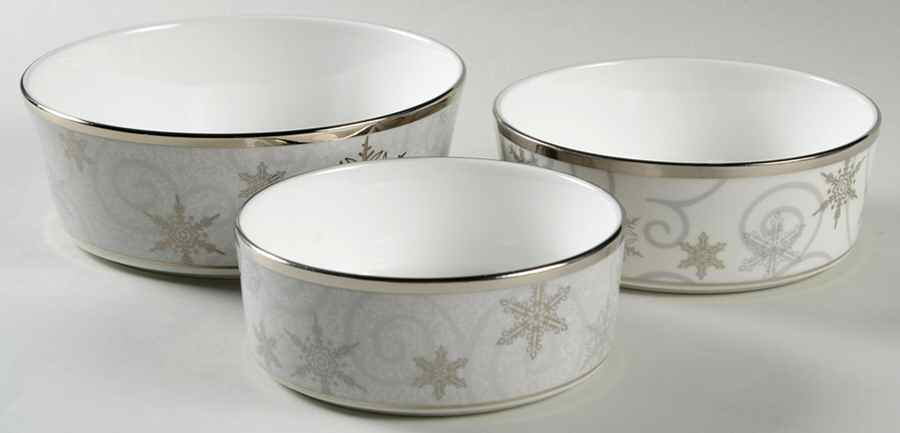 Sterling Holidays Gray (Set of 3) Stacking Nibble Bowls by Wedgwood-1
