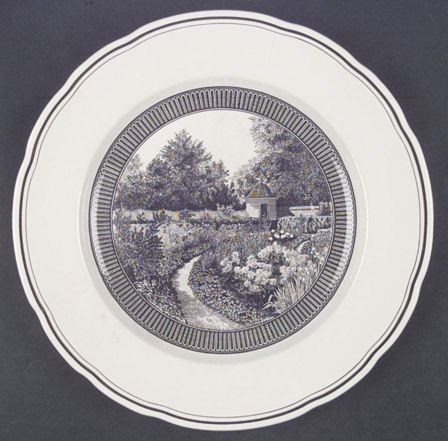 The Garden Club of America Dinner Plate by Wedgwood-1