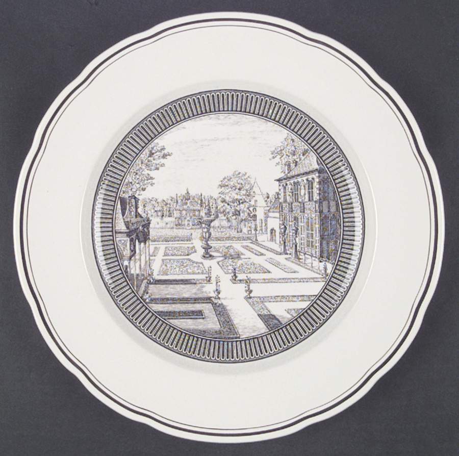The Garden Club of America Dinner Plate by Wedgwood-1