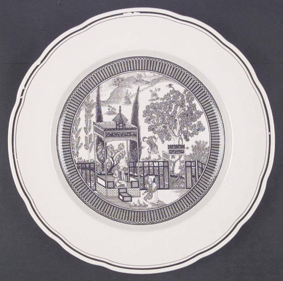 The Garden Club of America Dinner Plate by Wedgwood-1