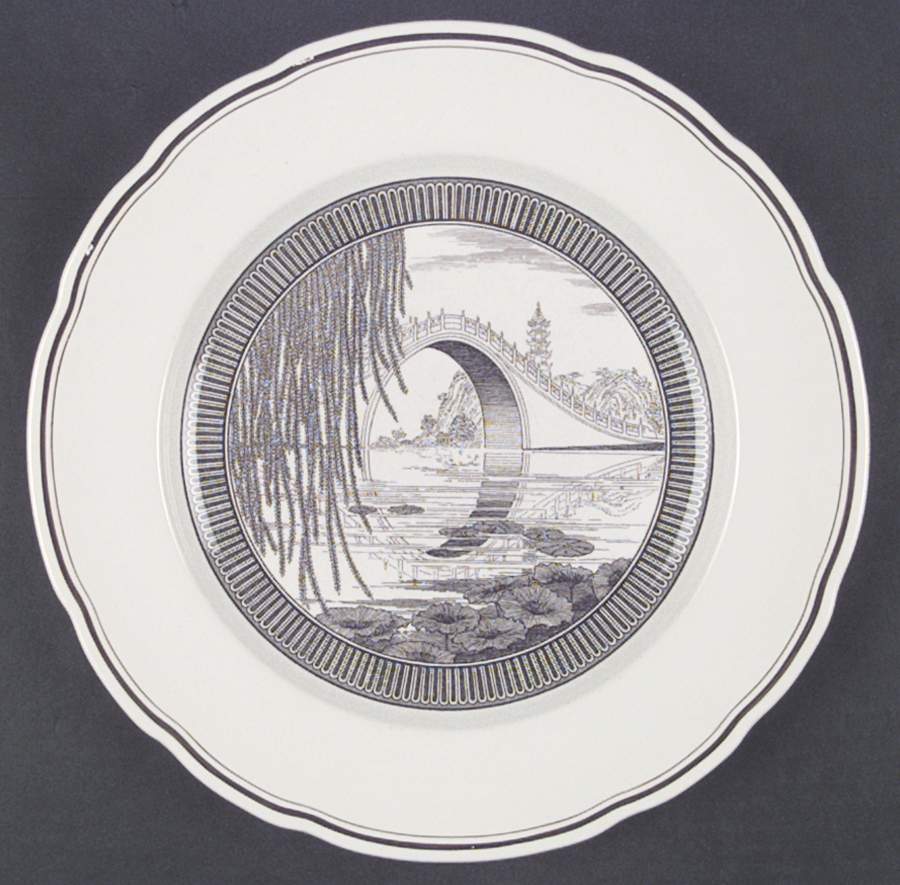 The Garden Club of America Dinner Plate by Wedgwood-1