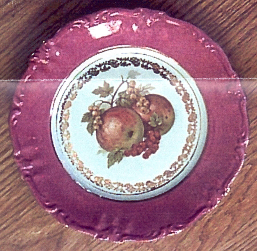 WIG503 Red Salad Plate by Winterling - Bavaria-1