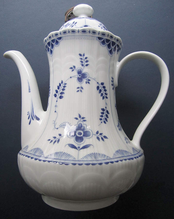 WIG504 Coffee Pot & Lid by Winterling - Bavaria-1