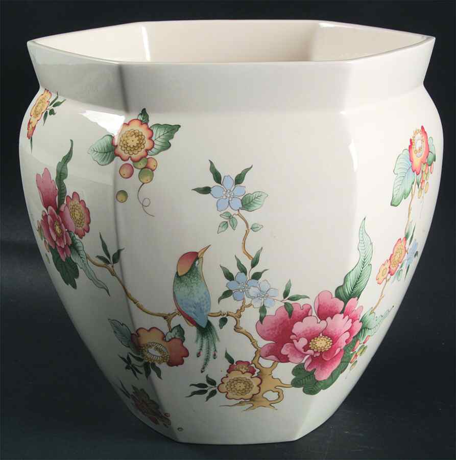 Surrey Large Cachepot by Wedgwood-1