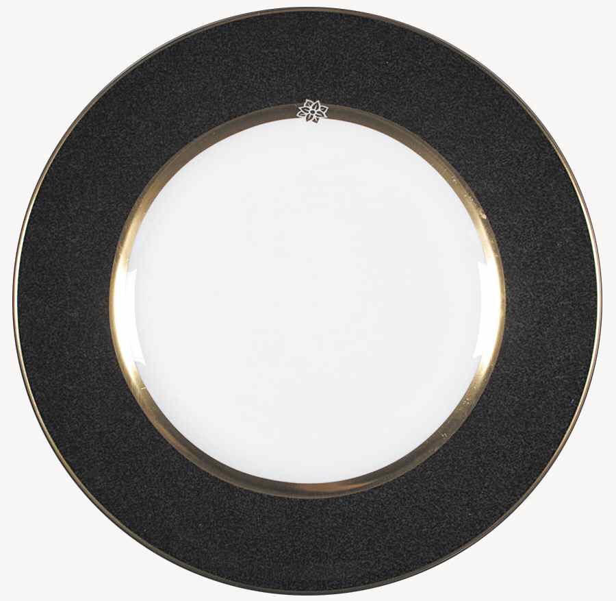 Time For Wedgwood After Dinner Dessert/Pie Plate by Wedgwood-1