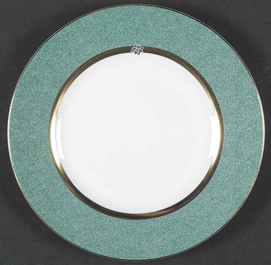 Time For Wedgwood After Dinner Dessert/Pie Plate by Wedgwood-1
