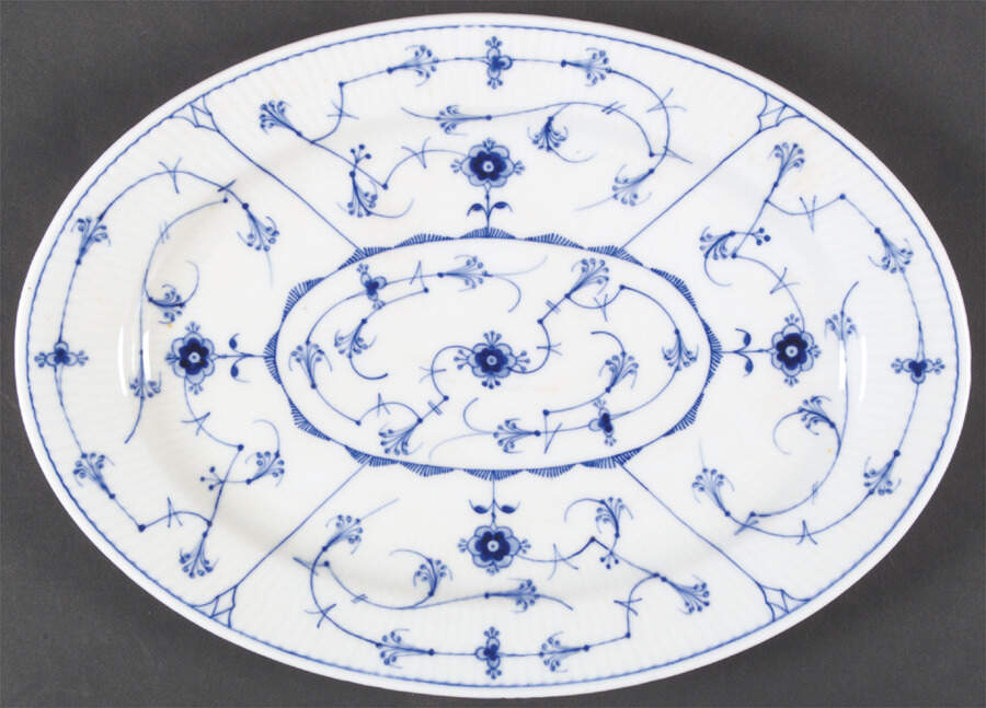 WIG519 12" Oval Serving Platter by Winterling - Bavaria-1