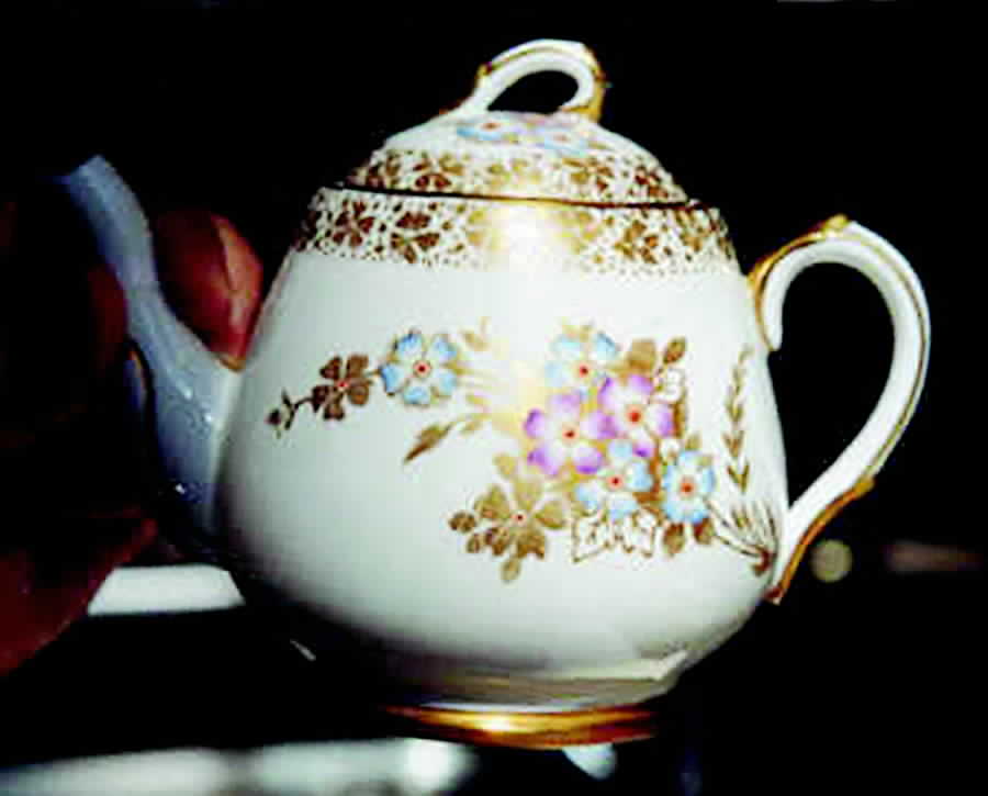 WID12 Teapot & Lid by Windsor (England)-1