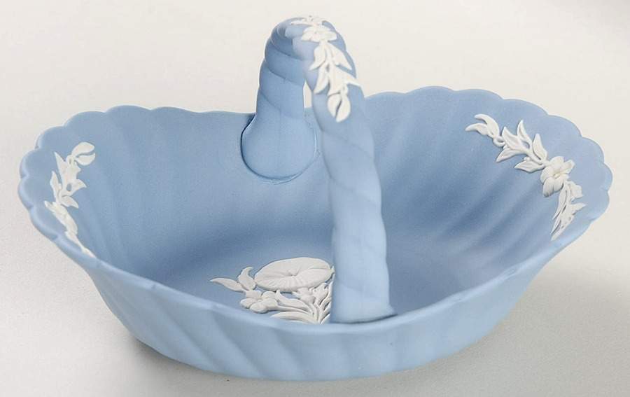Cream Color on Lavender Spiral Flute Oval Basket by Wedgwood-1