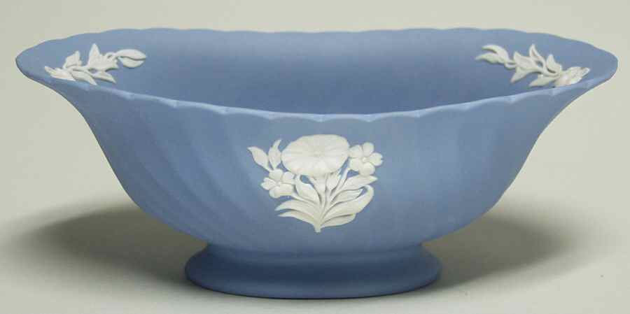 Cream Color on Lavender Spiral Flute 6" Oval Bowl by Wedgwood-1
