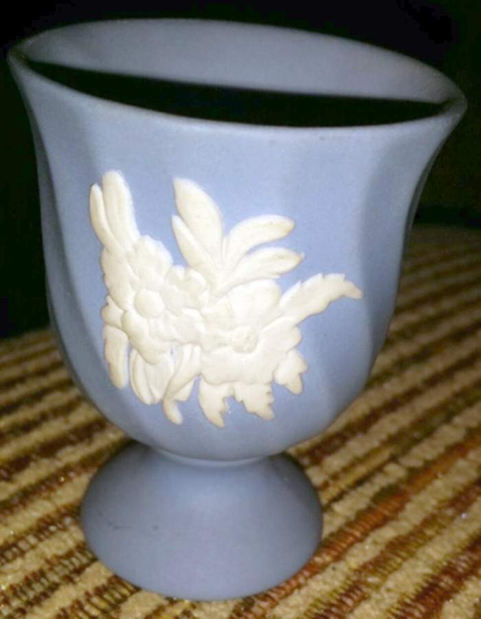 Cream Color on Lavender Spiral Flute Single Egg Cup by Wedgwood-1