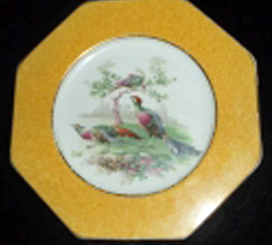C882 Octagonal Luncheon Plate by Wedgwood-1