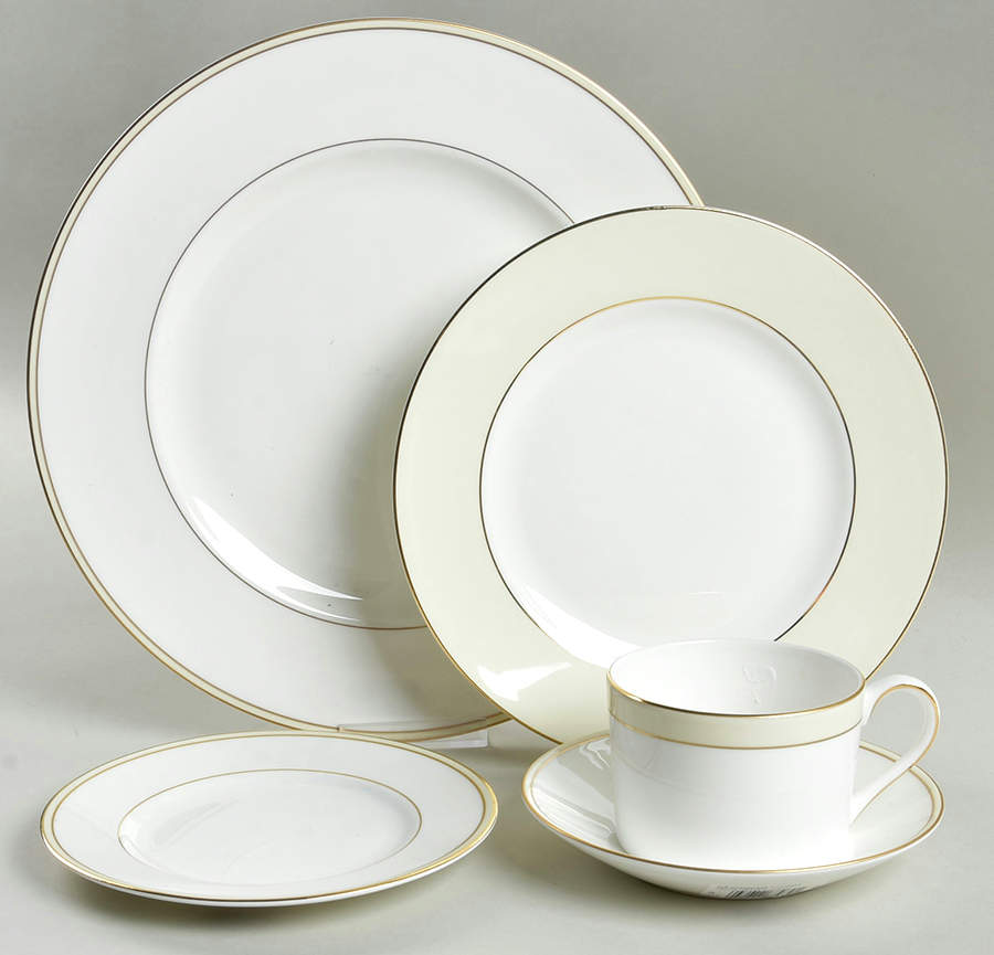 Champagne Duchesse 5 Piece Place Setting by Wedgwood-1