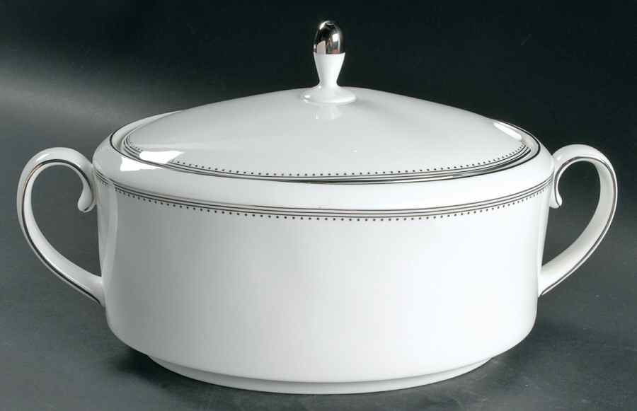 Grosgrain Tureen &  Lid by Wedgwood-1