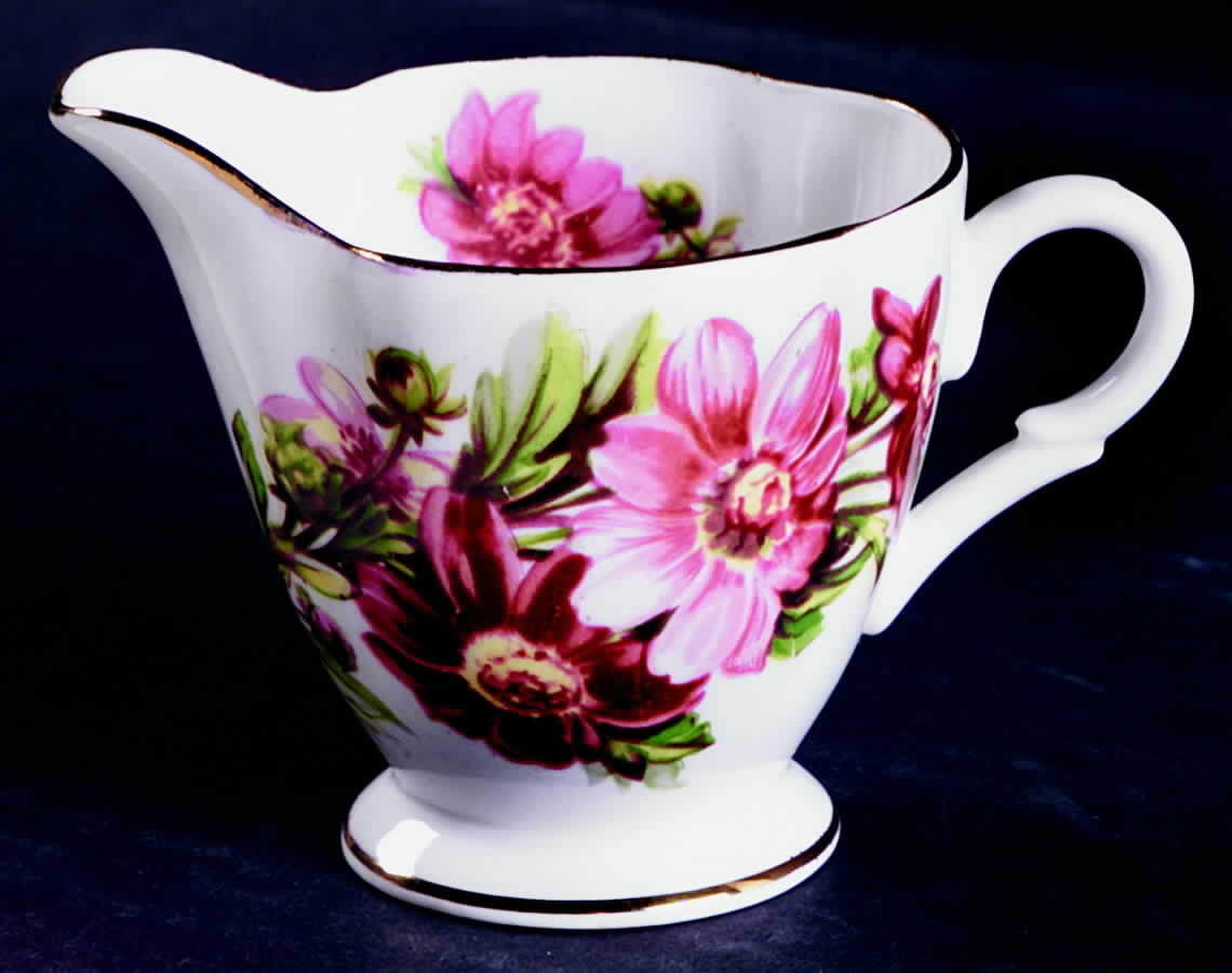 505-52 Creamer by Windsor (England)-1