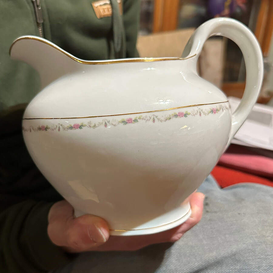 A9211 Pitcher by Warwick-1