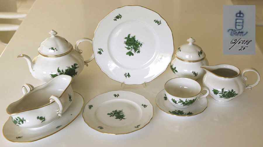 62-5098 Footed Cup & Saucer Set by Wiener Porzellan-1