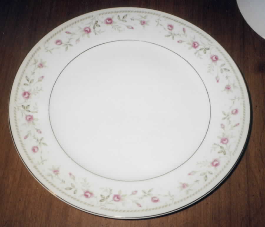 Stony Brook Dinner Plate by Wentworth-1