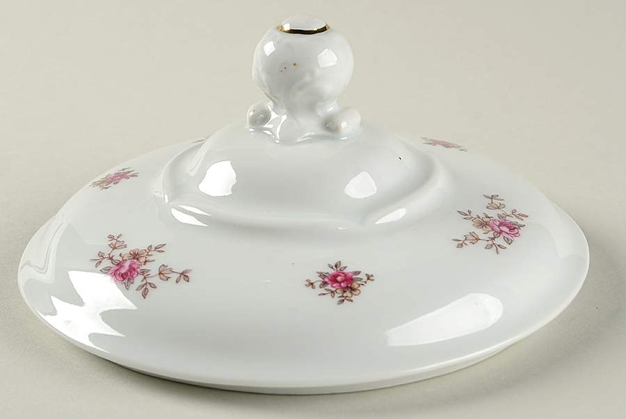 Tea Rose Lid for Round Vegetable by Wawel-1