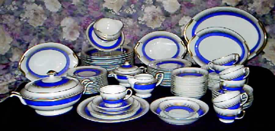 E9380181 Footed Cup & Saucer Set by Warwick-1