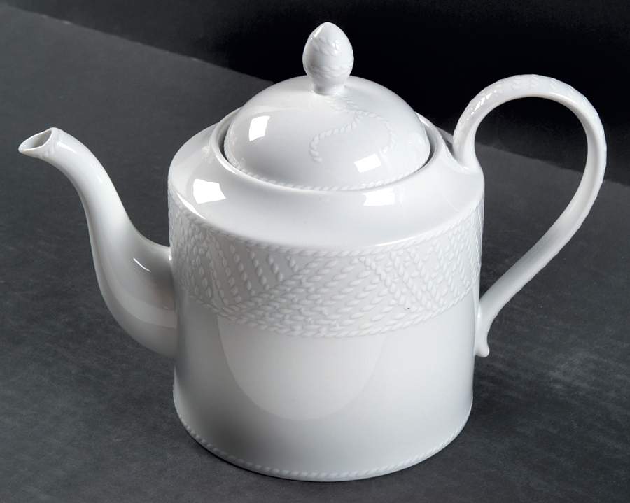 Greenwich Teapot & Lid by Waterford China-1