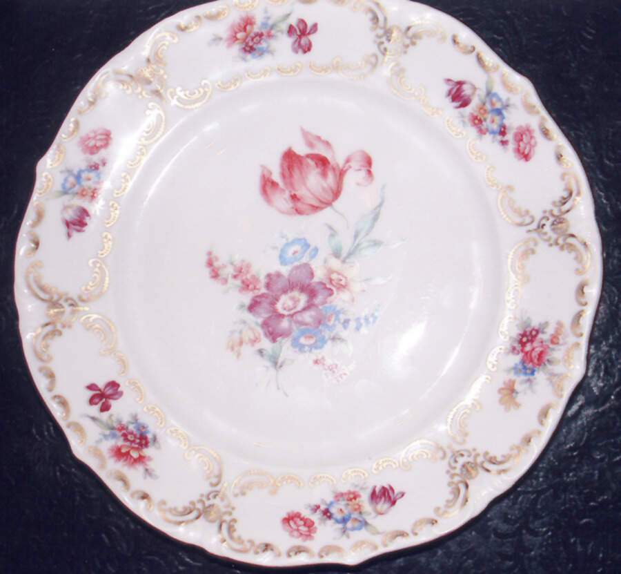 WIG585 Dinner Plate by Winterling - Bavaria-1