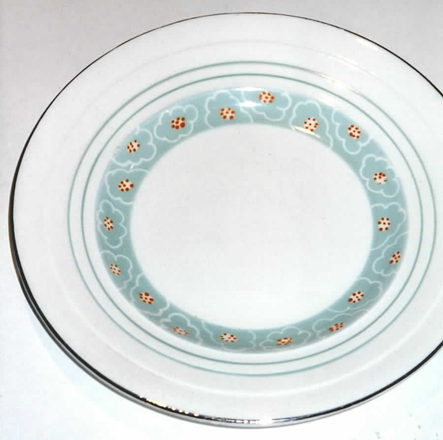 1527-39 Saucer by Windsor (England)-1