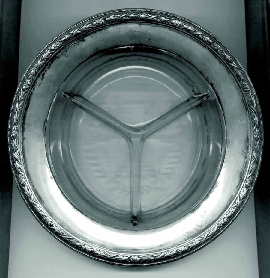 3951 (Sterling, Hollowware) Sterling Relish with Glass Liner by Wallace Silver-1
