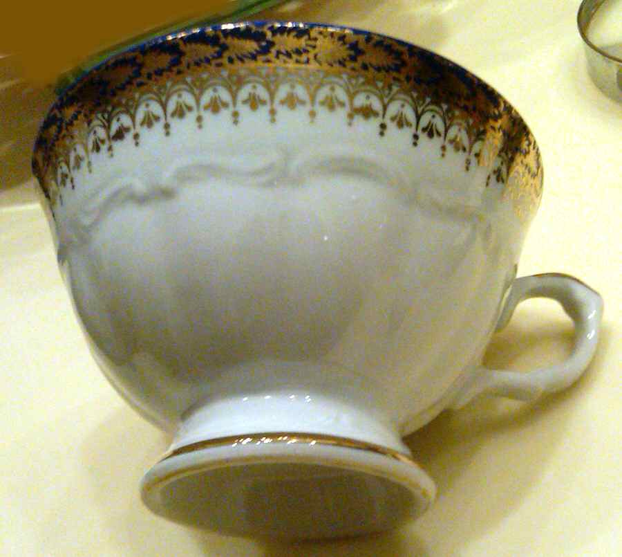 WLB47 Footed Cup by Walbrzych-1