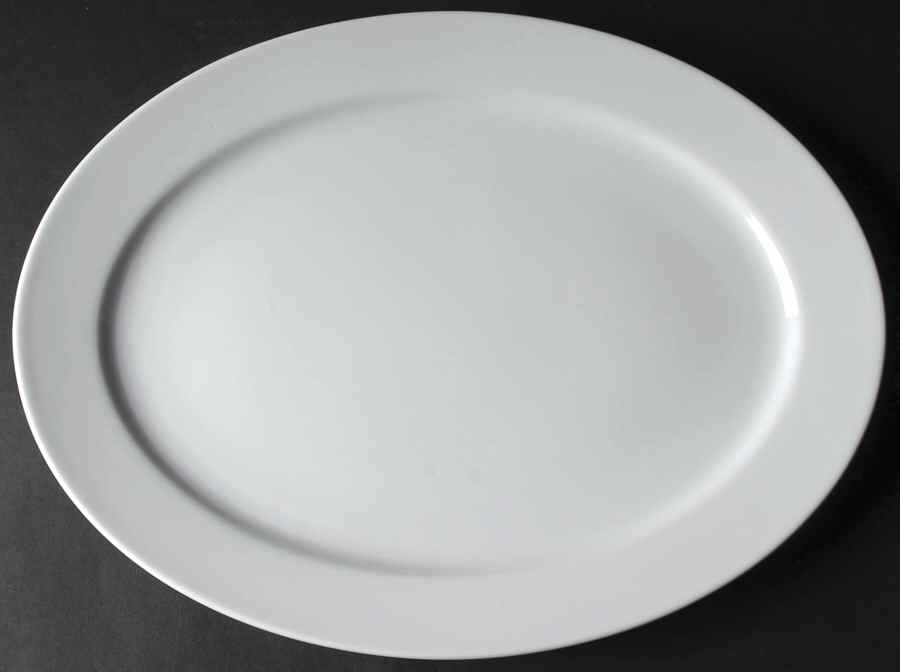 Brasserie White 16" Oval Serving Platter by Williams-Sonoma-1