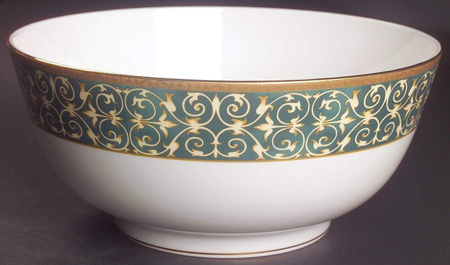 Everleigh 10" Large Salad Serving Bowl by Wedgwood-1